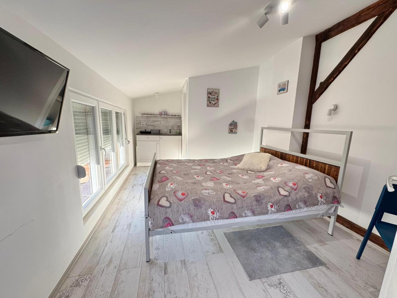 Apartment By The River Ni Exterior foto